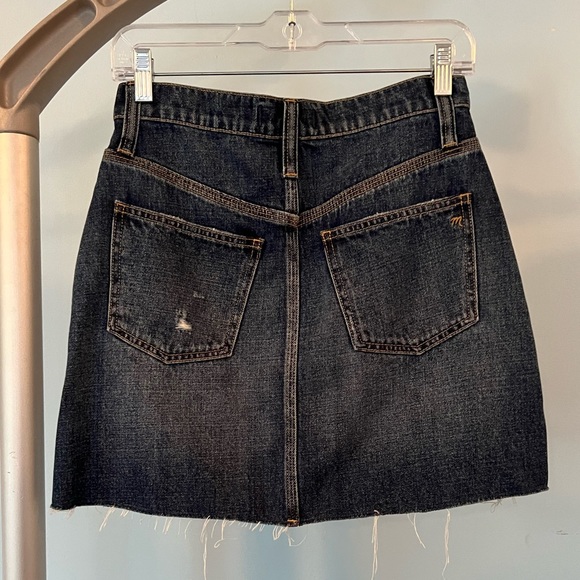 NWT - Madewell Rigid Denim Straight Mini Skirt: Reworked Edition - Size 25 - Picture 8 of 10